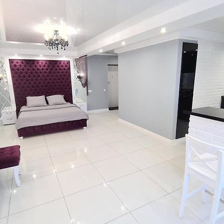 Apartaments On Prospekt Mira 35 크리보이 로그 외부 사진