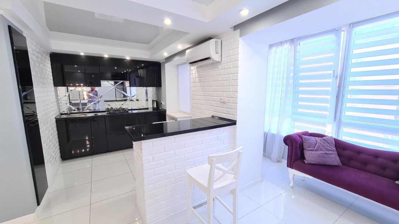 Apartaments On Prospekt Mira 35 크리보이 로그 외부 사진