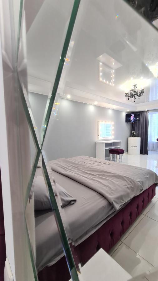 Apartaments On Prospekt Mira 35 크리보이 로그 외부 사진
