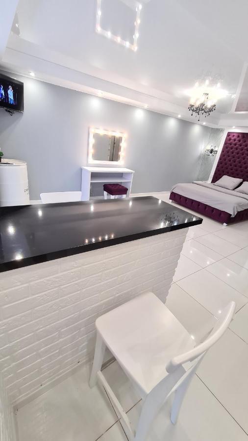 Apartaments On Prospekt Mira 35 크리보이 로그 외부 사진