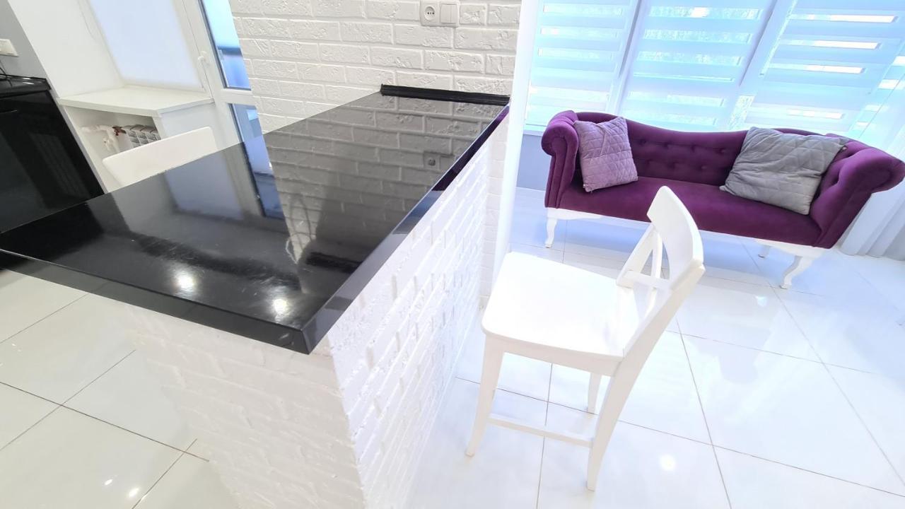 Apartaments On Prospekt Mira 35 크리보이 로그 외부 사진